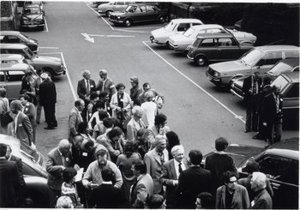 Photo Without Identified Individuals - Group leaving the 5th IPC meeting.