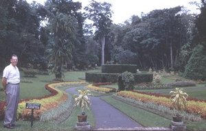 Hodge, Walter Henricks