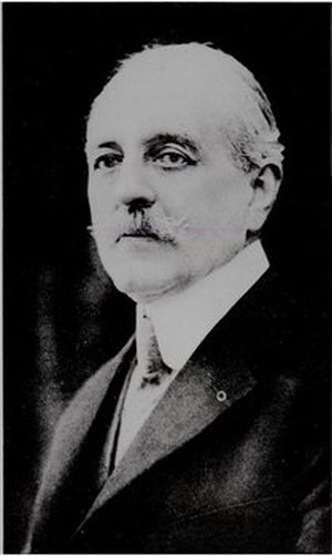 Jumelle, Henri Lucien