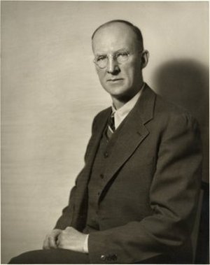 MacDaniels, Laurence Howland