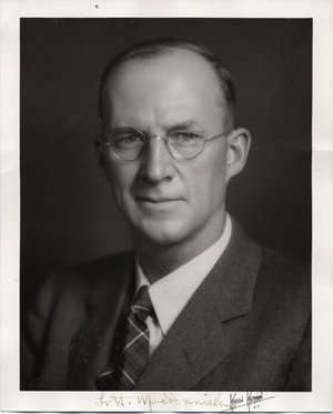 MacDaniels, Laurence Howland