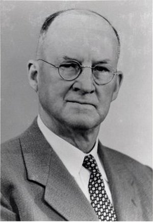 MacDaniels, Laurence Howland