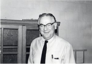 Tippo, Oswald