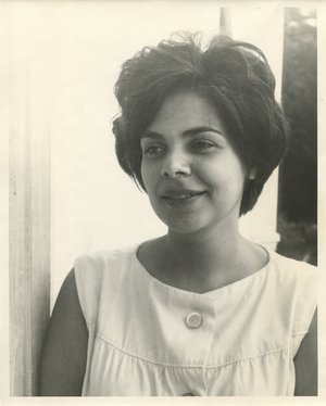 Ichaso, Carmen Lúcia Falcão