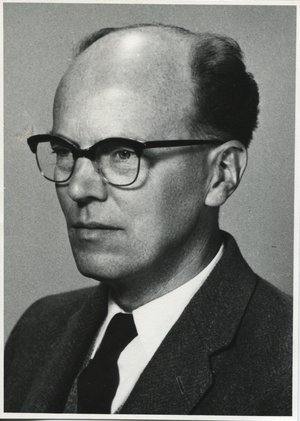 Zinderen Bakker, Eduard Meine van
